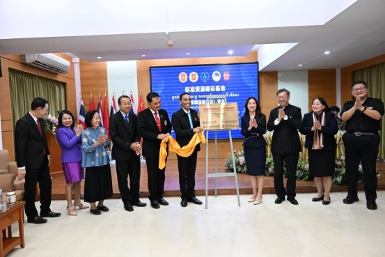 3eb70f43df87bb017998d4391433537