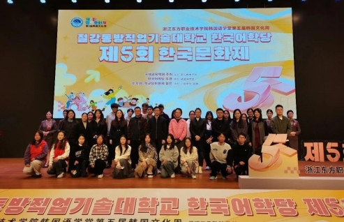 def47f28a8567de952e79094405e6dac